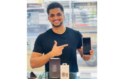 Happy Customer with Samsung Galaxy S24 Ultra – Premium Choice at OPSEL