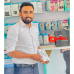 Happy Customer with iPhone 15 – Genuine Apple Experience at OPSEL